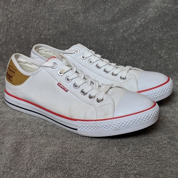 Levi's Other - Levi's Sneakers